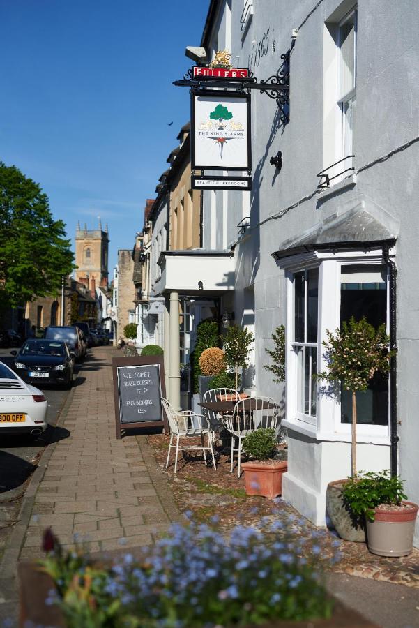 Отель The Kings Arms Вудсток Экстерьер фото